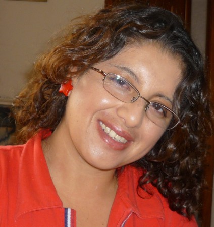 Lic. Elizabeth Terán.